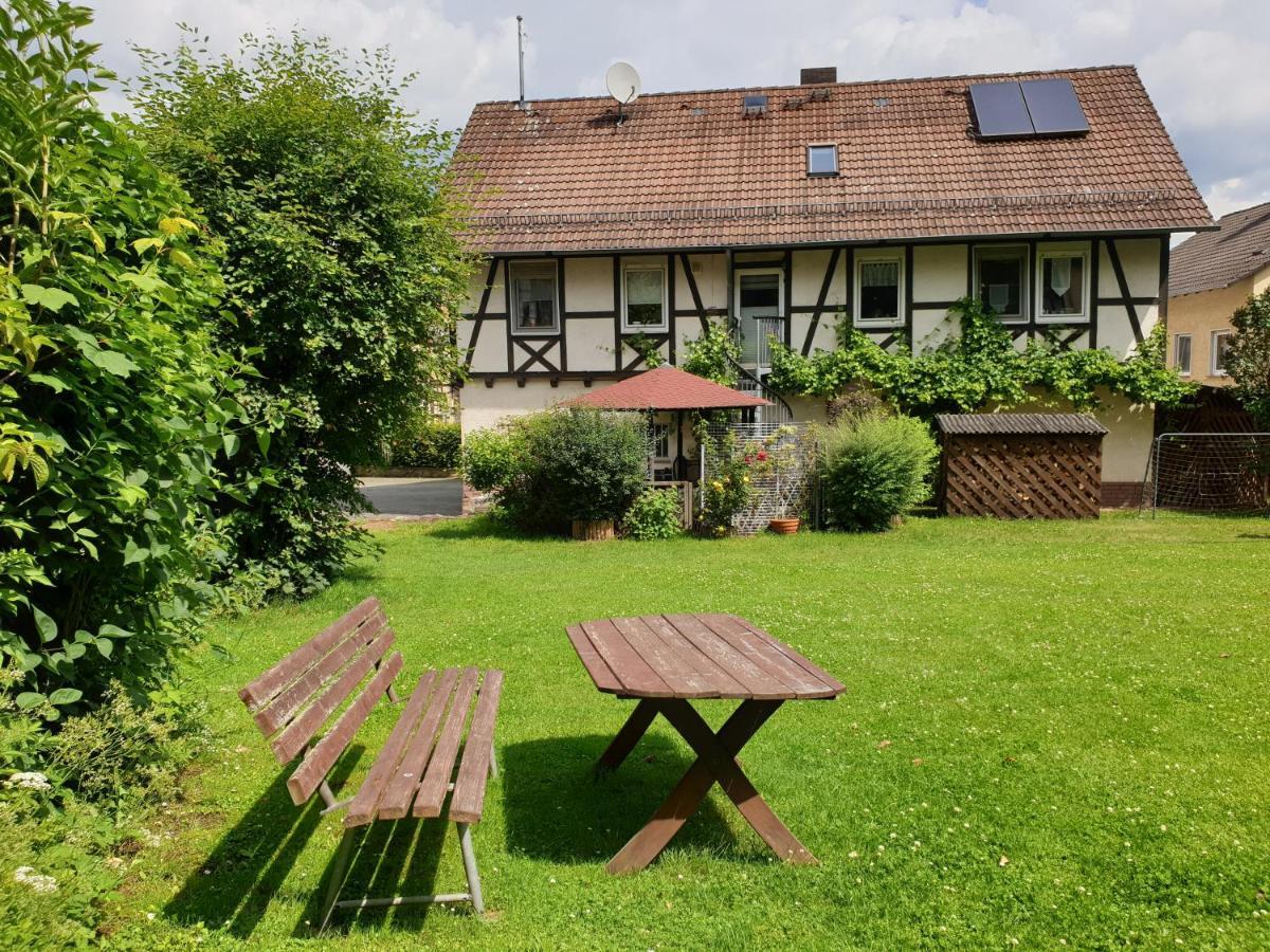 Ferienwohnung Im Urfftal Бад Цвестен Екстериор снимка